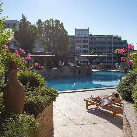 Hotel Carbona Thermal
