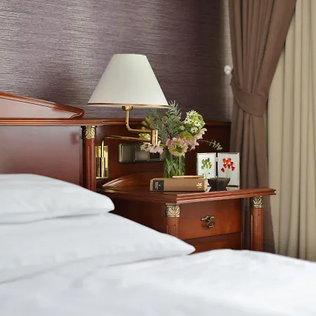 Hotel Carbona Thermal Heviz