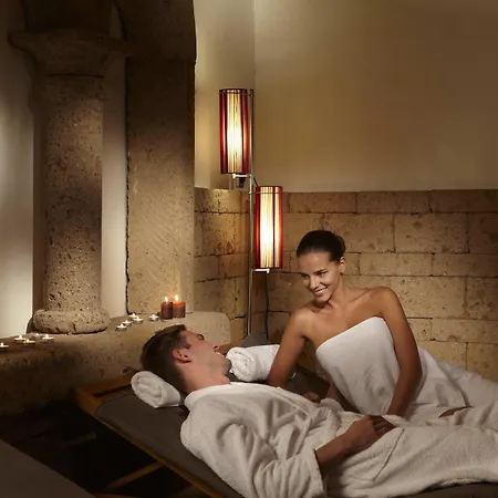 Carbona Thermal Hotel